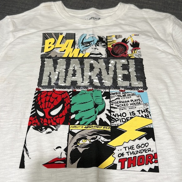 Boys *New* Marvel/Gap embellished t-shirt - Picture 3 of 7